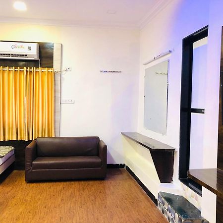 Hotel Volga 2 Bombay Eksteriør billede